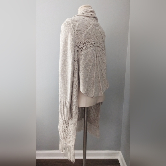 Anthropologie Angel of the North Anais wool sweater fringe small - Picture 4 of 9